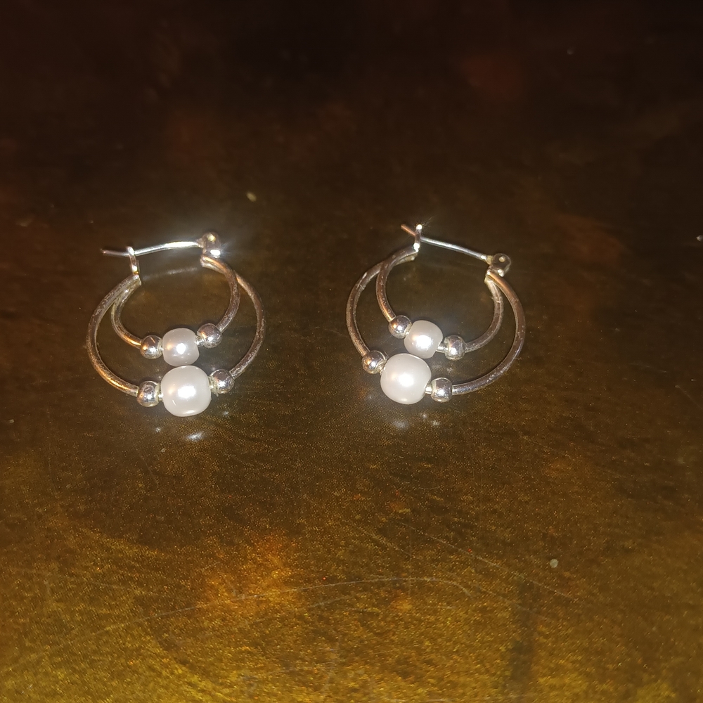 Elegant Silver and Pearl Hoop Earrings